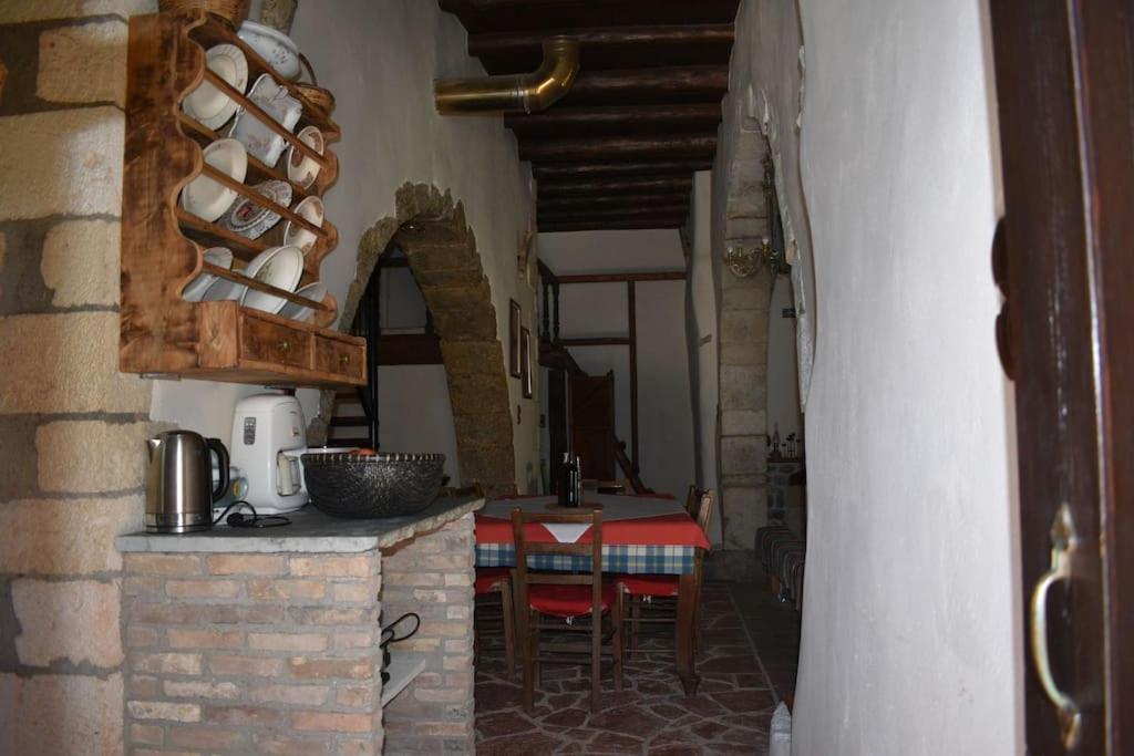 Traditional Villa With Pool In Sfakia Imbros Ngoại thất bức ảnh