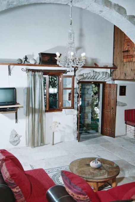 Traditional Villa With Pool In Sfakia Imbros Ngoại thất bức ảnh