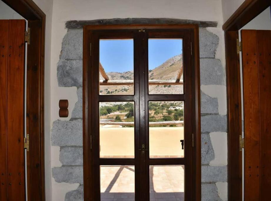 Traditional Villa With Pool In Sfakia Imbros Ngoại thất bức ảnh